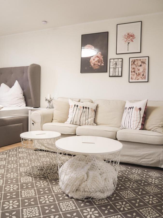 Stylische Wohnung In Ruhiger Lage, Sehr Messenah Laatzen Exterior photo