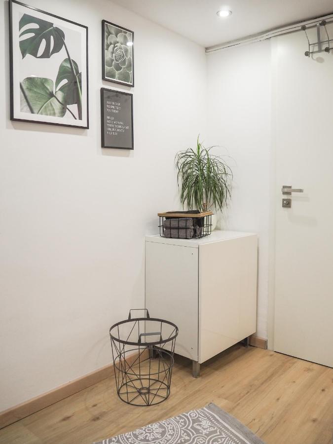 Stylische Wohnung In Ruhiger Lage, Sehr Messenah Laatzen Exterior photo