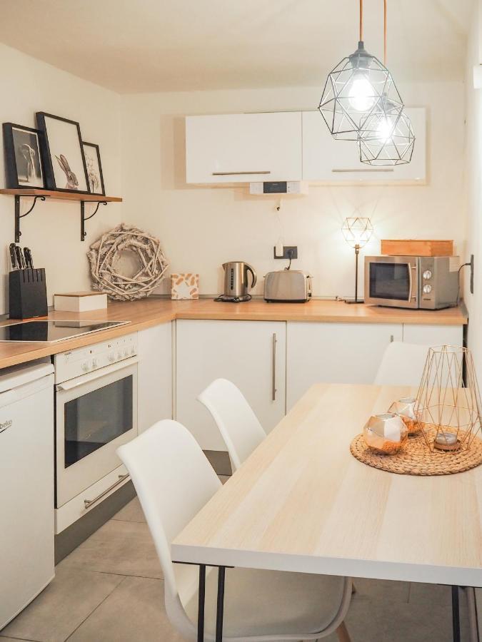Stylische Wohnung In Ruhiger Lage, Sehr Messenah Laatzen Exterior photo