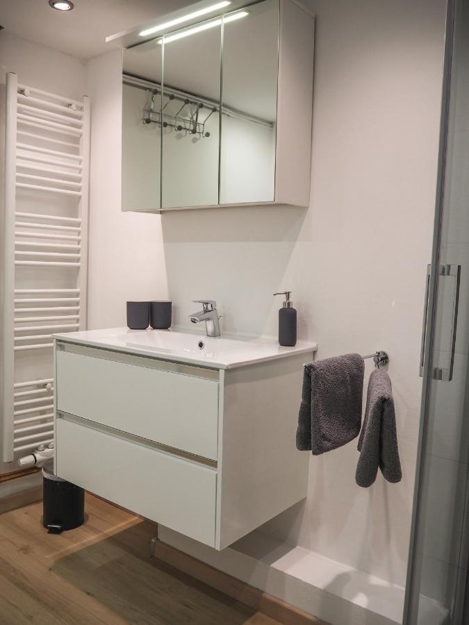 Stylische Wohnung In Ruhiger Lage, Sehr Messenah Laatzen Exterior photo